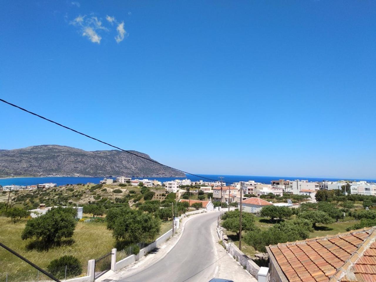 Salla Chiotis 卡尔帕索斯 外观 照片